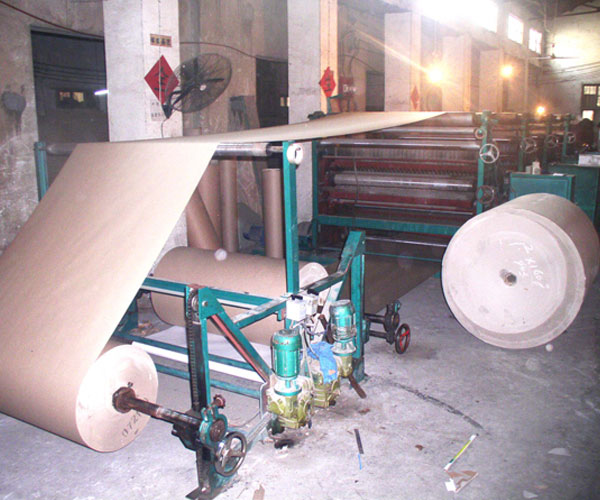 半自（zì）動分切機（jī）